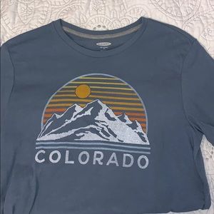 OLD NAVY T-SHIRT